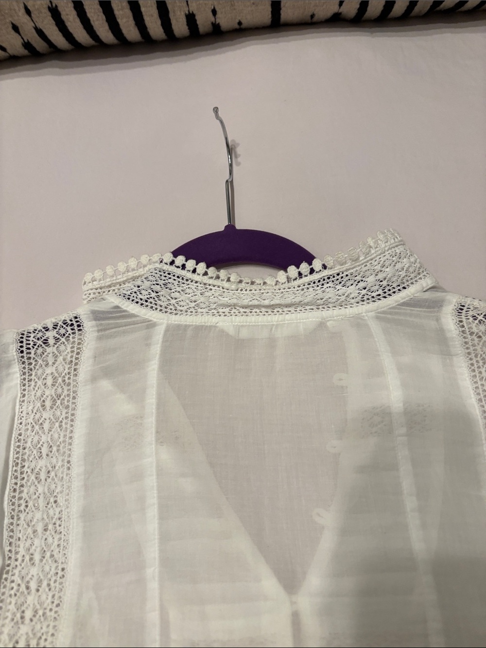 Mango white button down. Size M - Picture 8 of 8